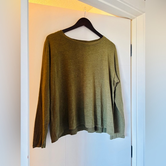 Eileen Fisher lightweight long sleeve tee in mossy green, sz M - Picture 1 of 6